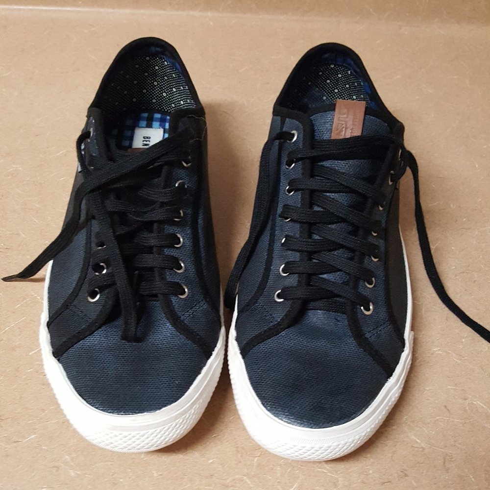 BEN SHERMAN MEN'S BLUE/BLACK CANVAS SNEAKERS
